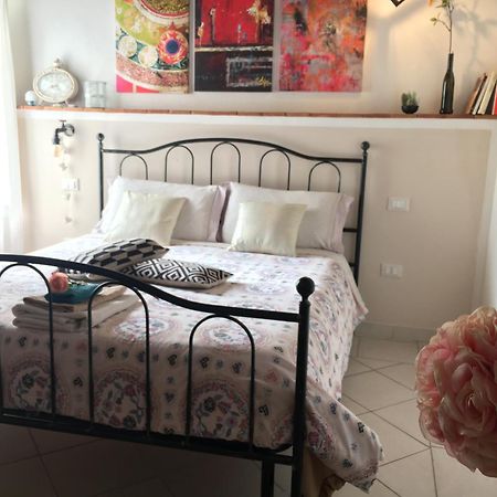 Apartmán New Maria'S House Livorno. Il Cisternone Exteriér fotografie